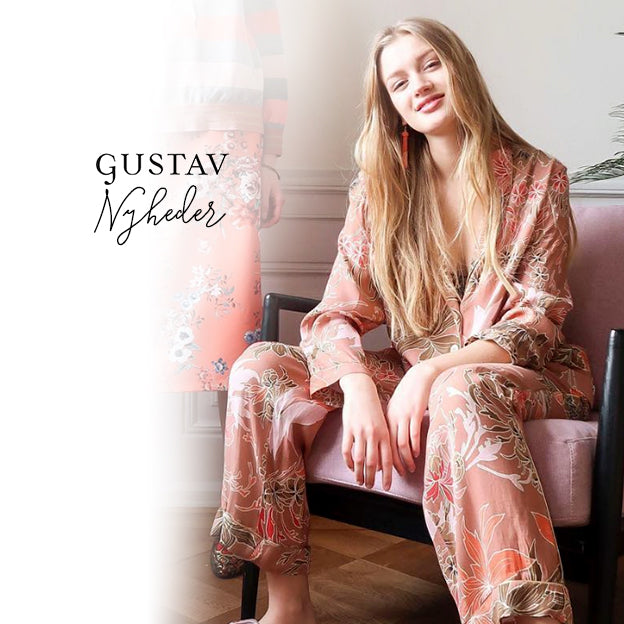 Kjoler, bukser med galoner og sommer-glimmerstrik fra Gustav